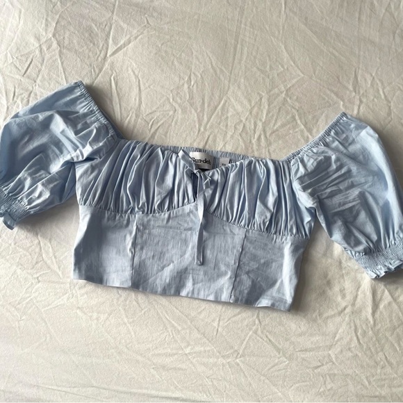 Aritzia light blue countess top - Picture 2 of 3